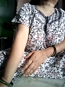 Kavya kapoor online show from 04-04-26, 04:19