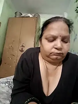 Kavya kapoor online show from 02-24-26, 05:58