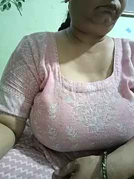 Snapshot of Kavya_kapoor chatting on 06-25-26, 07:35 Kavya kapoor online show from 06-25-26, 07:35