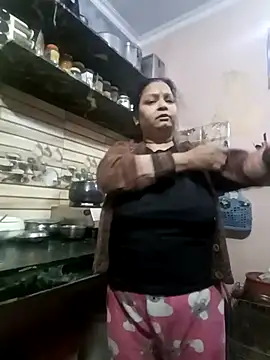 Kavya kapoor online show from 12-21-25, 03:41