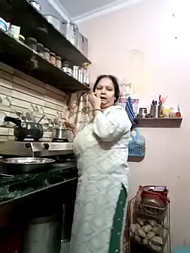 Kavya kapoor online show from 02-17-26, 03:26