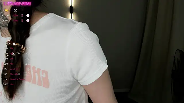 Dark Ester online show from 02-11-26, 06:52