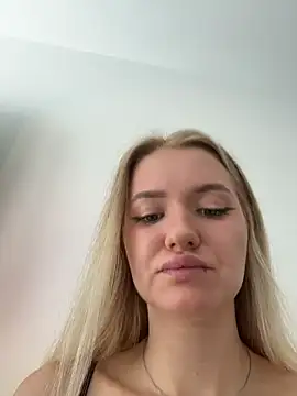Snapshot of Devill_Angel_ chatting on 07-03-26, 10:55 Devill Angel online show from 07-03-26, 10:55