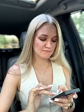 Devill Angel  online show from 09-11-25, 11:21