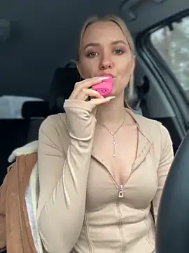 Devill Angel  online show from 11-20-25, 10:05