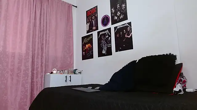 Snapshot of scarlett__morgan chatting on 10-11-25, 01:34 scarlett morgan online show from 10-11-25, 01:34