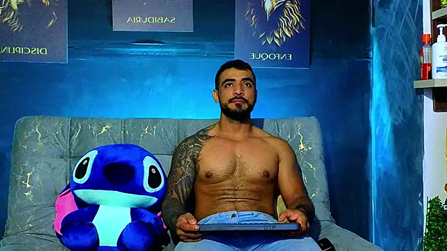 ERIC HARRISON online show from 10-28-25, 02:45