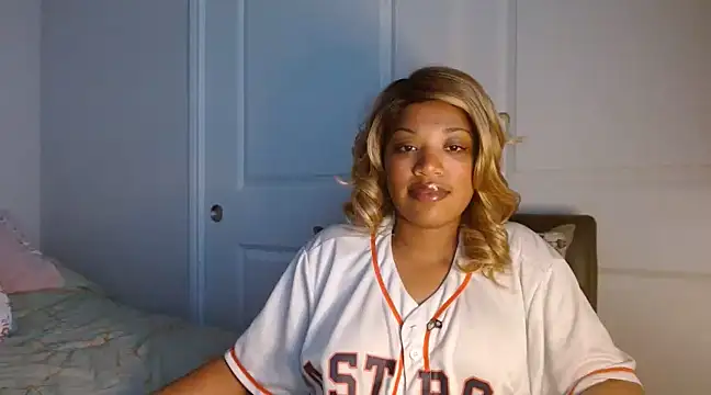 Snapshot of thekelliecapri chatting on 01-31-25, 04:25 thekelliecapri online show from 01-31-25, 04:25