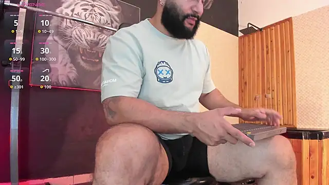 Luke  09 online show from 05-09-26, 11:57