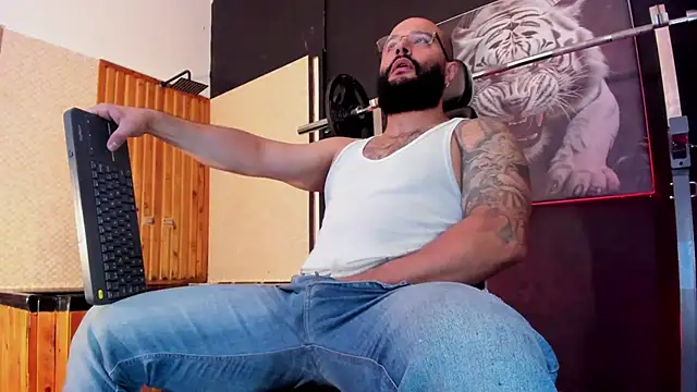 Luke  09 online show from 05-07-26, 11:35