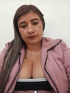 Hannahcandyy online show from 05-26-26, 10:19