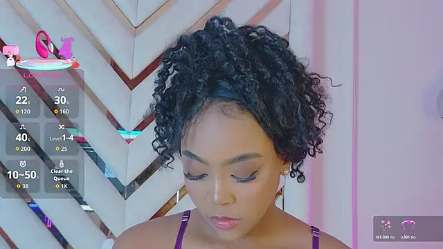 Snapshot of Lola_King chatting on 05-25-26, 04:45 Lola King online show from 05-25-26, 04:45