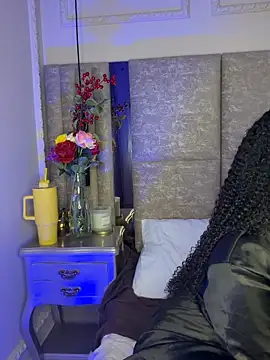 Snapshot of Lola_King chatting on 02-21-26, 03:41 Lola King online show from 02-21-26, 03:41