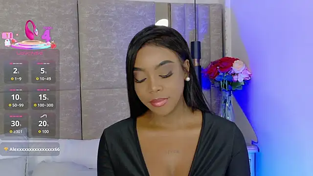 Snapshot of Lola_King chatting on 04-15-26, 01:22 Lola King online show from 04-15-26, 01:22