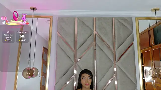 Lola King online show from 10-08-25, 09:37