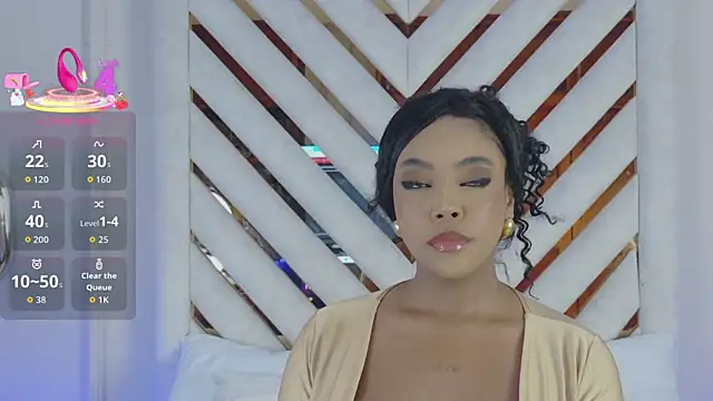 Snapshot of Lola_King chatting on 05-19-26, 03:46 Lola King online show from 05-19-26, 03:46