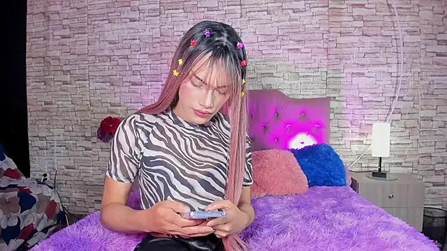 kitty queen10 online show from 10-24-25, 03:05
