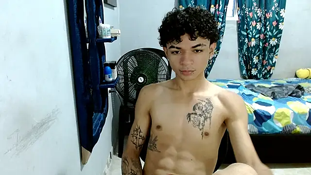 Snapshot of Lovebeng_ chatting on 03-17-25, 10:40 Lovebeng online show from 03-17-25, 10:40