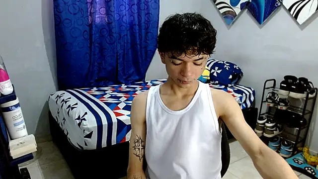 Snapshot of Lovebeng_ chatting on 01-20-25, 08:29 Lovebeng online show from 01-20-25, 08:29