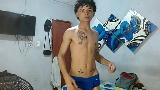 Snapshot of Lovebeng_ chatting on 10-11-25, 12:33 Lovebeng online show from 10-11-25, 12:33