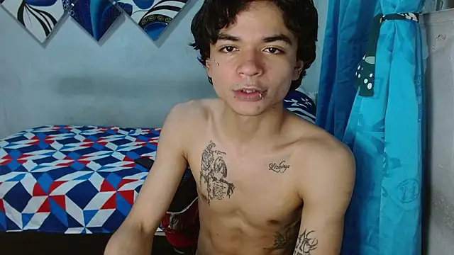 Lovebeng  online show from 01-10-26, 03:13