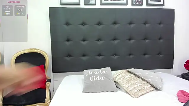 Snapshot of SaraDreamss chatting on 03-07-25, 09:17 SaraDreamss online show from 03-07-25, 09:17