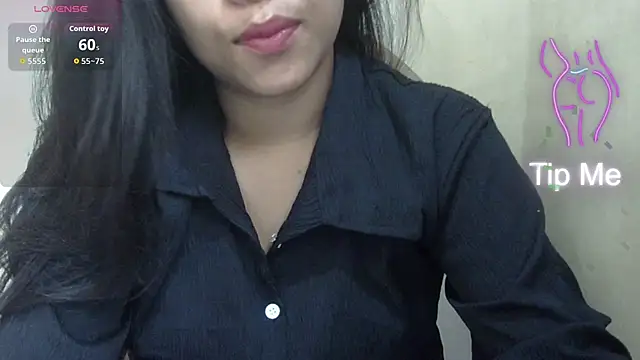 Preeti-Sexy online show from 03-23-26, 05:51
