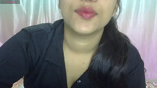 Preeti-Sexy online show from 03-19-26, 06:13