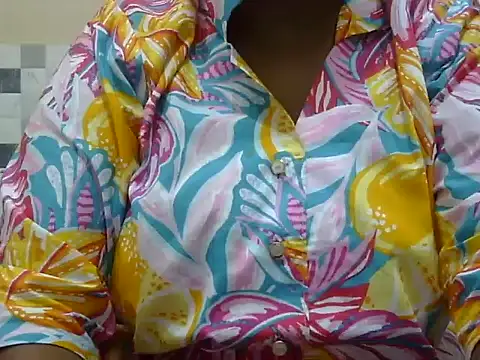 Snapshot of MONICA-LOVE chatting on 10-24-25, 02:05 MONICA-LOVE online show from 10-24-25, 02:05