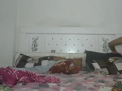 Snapshot of MONICA-LOVE chatting on 10-07-25, 05:36 MONICA-LOVE online show from 10-07-25, 05:36