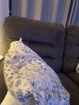 PuckBunny17 online show from 12-20-25, 03:31