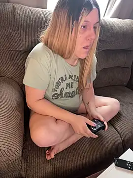 PuckBunny17 online show from 01-05-25, 02:52