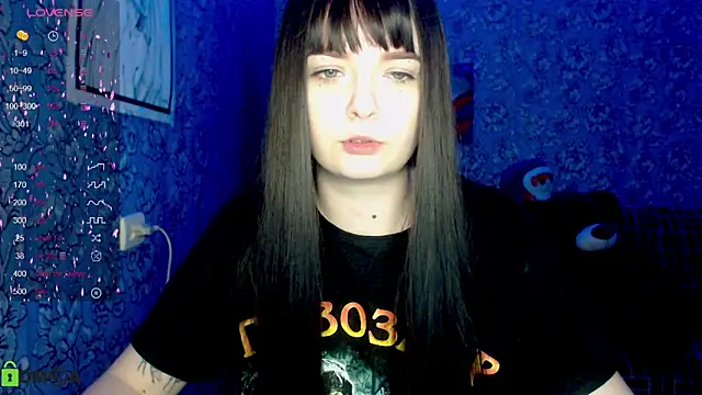 Snapshot of twinkling_melon chatting on 12-24-24, 05:16 twinkling melon online show from 12-24-24, 05:16