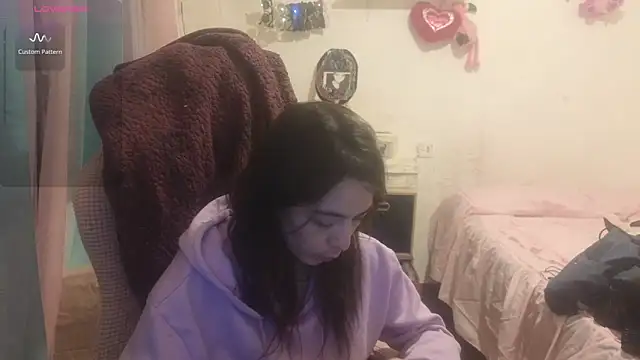 Snapshot of kattleya1407 chatting on 02-09-26, 10:52 kattleya1407 online show from 02-09-26, 10:52