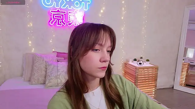 AliceBrayan online show from 05-19-26, 05:09