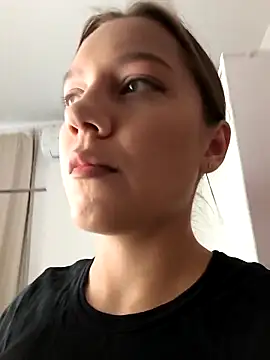 AliceBrayan online show from 10-03-25, 05:09