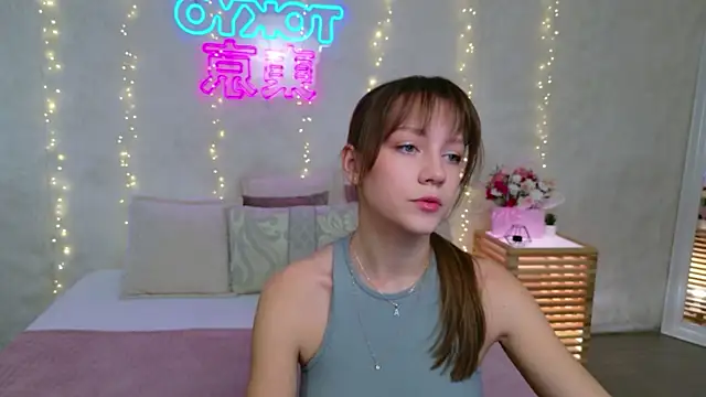 AliceBrayan online show from 04-15-26, 05:06