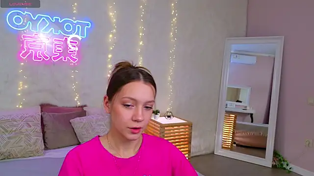 AliceBrayan online show from 03-28-26, 05:03