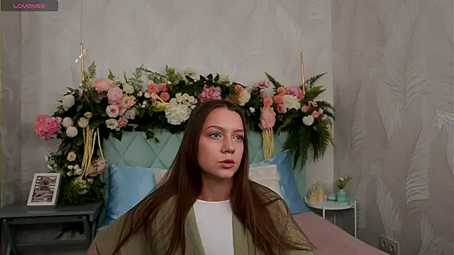 AliceBrayan online show from 03-05-26, 05:09