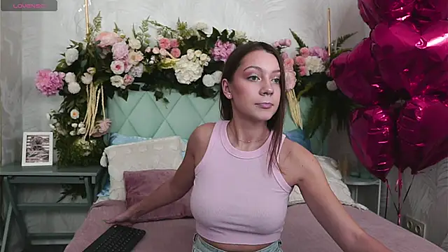 AliceBrayan online show from 02-19-26, 05:21