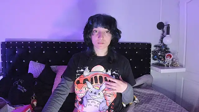 Ghosty Doll online show from 12-19-25, 09:17