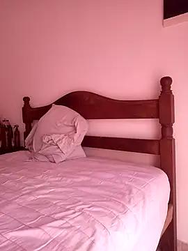 Loliluz 2095 online show from 03-27-26, 07:26