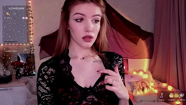 SpiceJessy online show from 10-31-25, 04:42