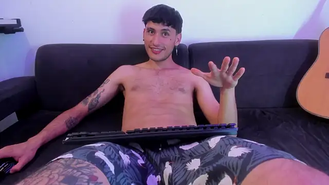 Henrikk senn online show from 03-27-26, 02:31