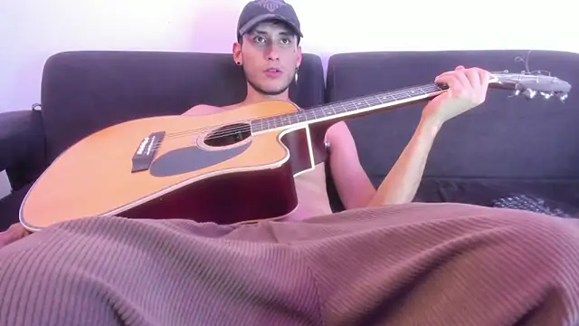 Henrikk senn online show from 06-12-26, 09:12