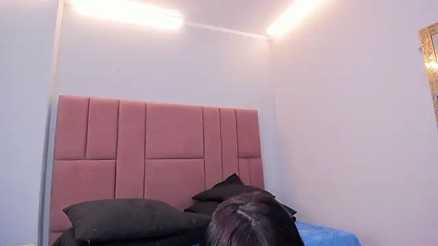 Venus medussa online show from 02-05-26, 09:32