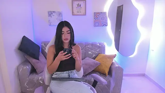 Charlotte cowell sub1  online show from 01-07-26, 08:25