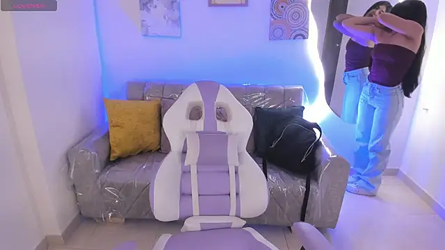 Charlotte cowell sub1  online show from 11-11-25, 04:13