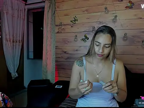 mykaelahoney online show from 11-11-25, 01:11