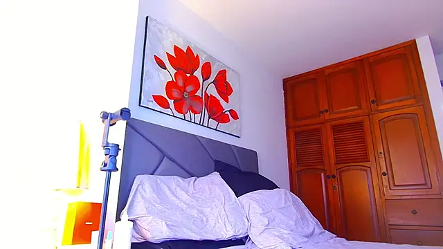 bellatrix25 online show from 02-20-26, 06:21